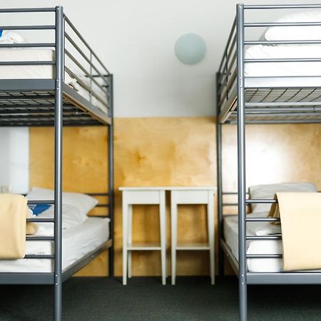 Kaskada Hotel Poznań Esterno foto